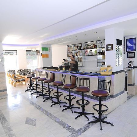 Altinbas Apart Hotel Kusadası Exteriör bild