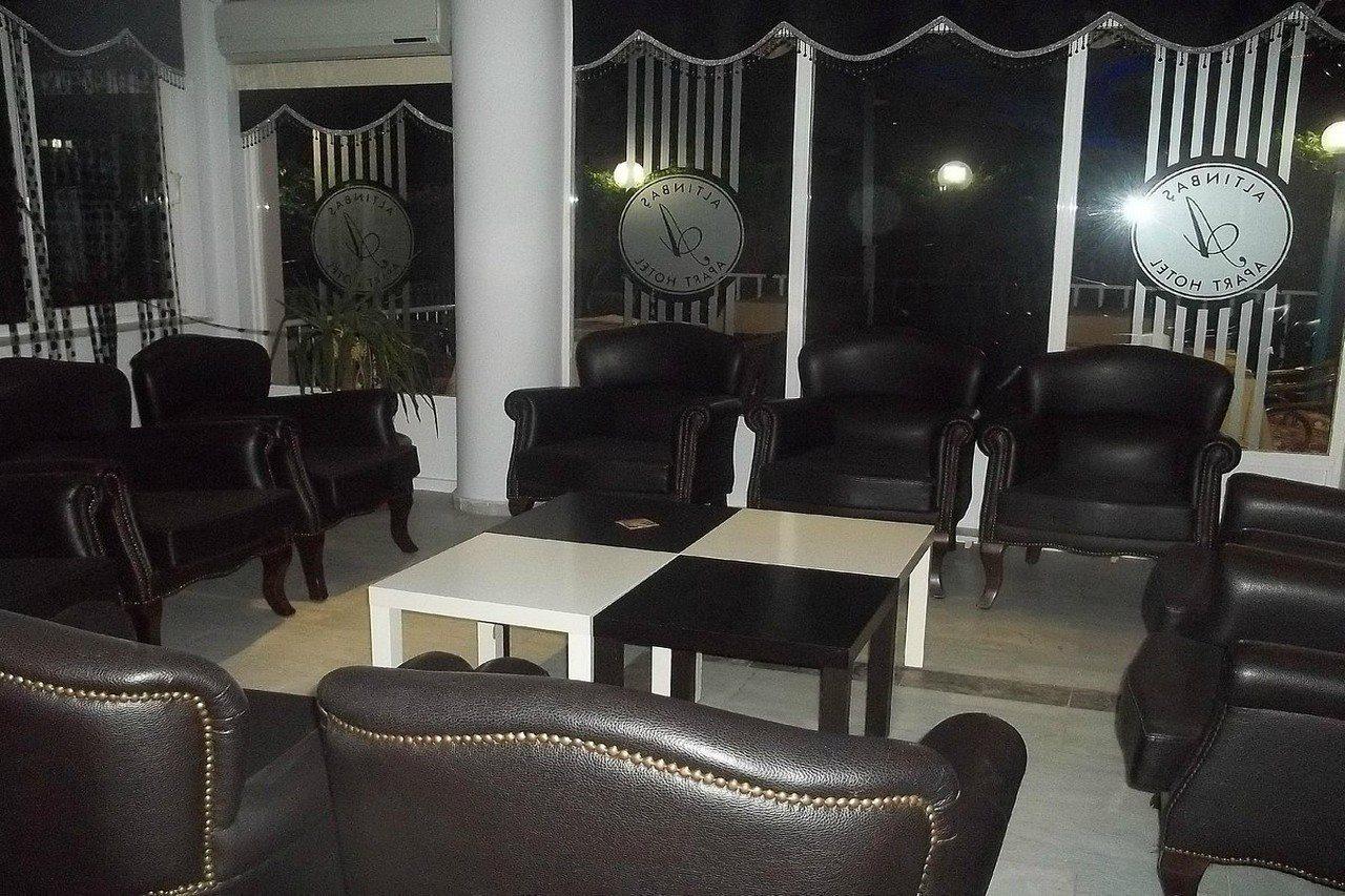 Altinbas Apart Hotel Kusadası Exteriör bild