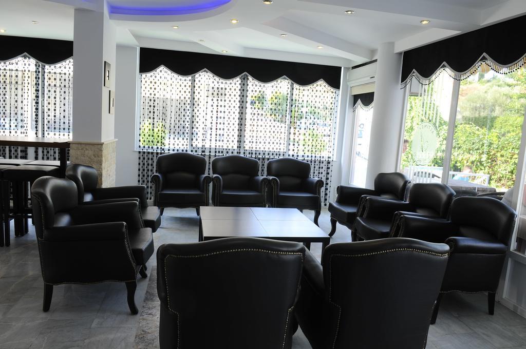 Altinbas Apart Hotel Kusadası Exteriör bild