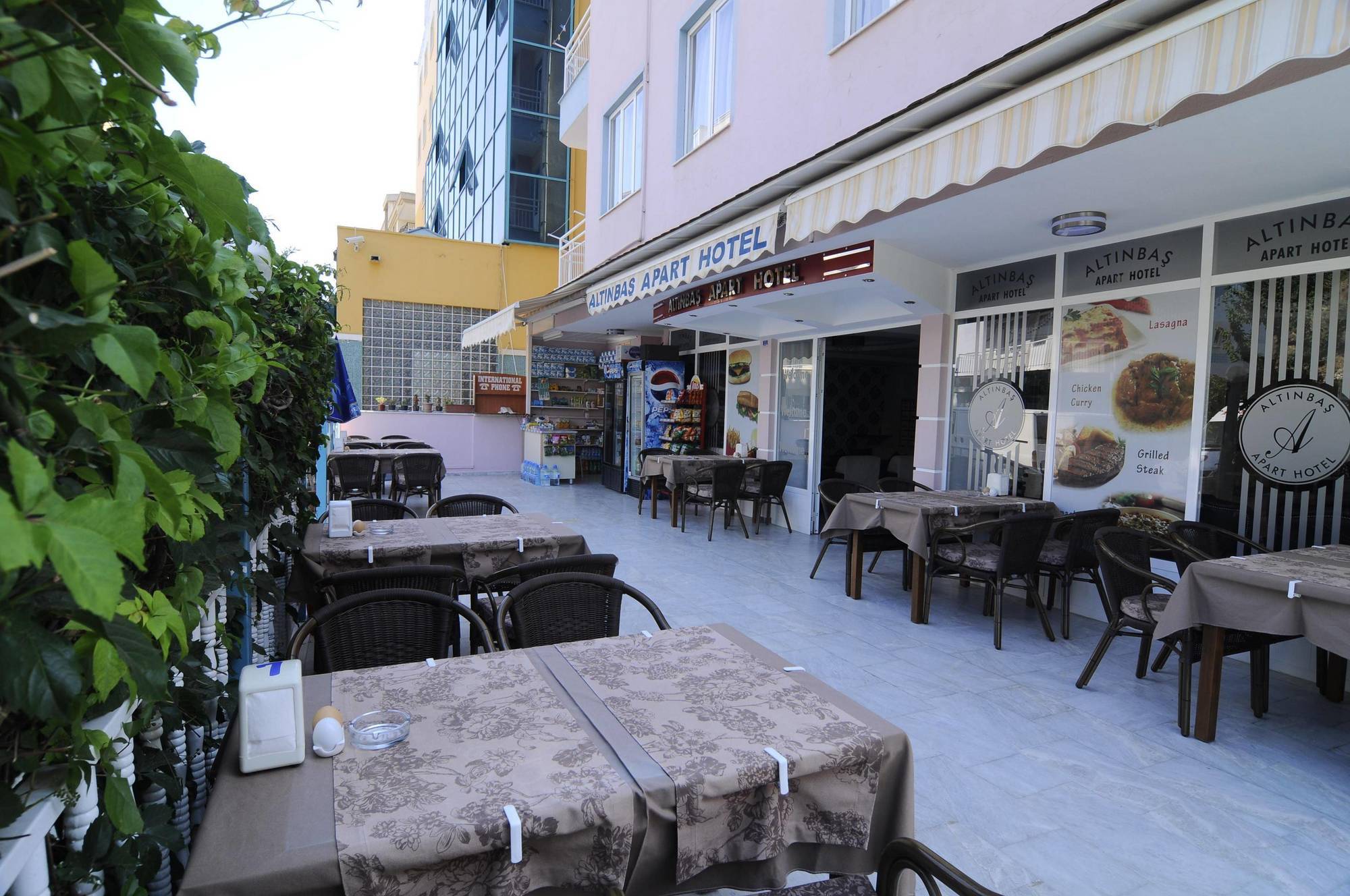 Altinbas Apart Hotel Kusadası Exteriör bild